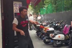 伊普斯维奇vs曼彻斯特城在线观看完整免费高清_伊普斯维奇vs曼彻斯特城免费直播高清_伊普斯维奇vs曼彻斯特城在线观看直播免费敬业！麦凯恩在上海跳舞，工作人员：非常抱歉能再来一条吗？