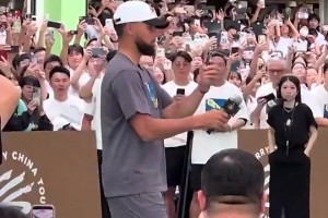乌迪内斯vs罗马免费直播_乌迪内斯vs罗马今日直播_乌迪内斯vs罗马免费回放录像这语言天赋如何？库里中国行学粤语：我系咖喱仔（我是库里）